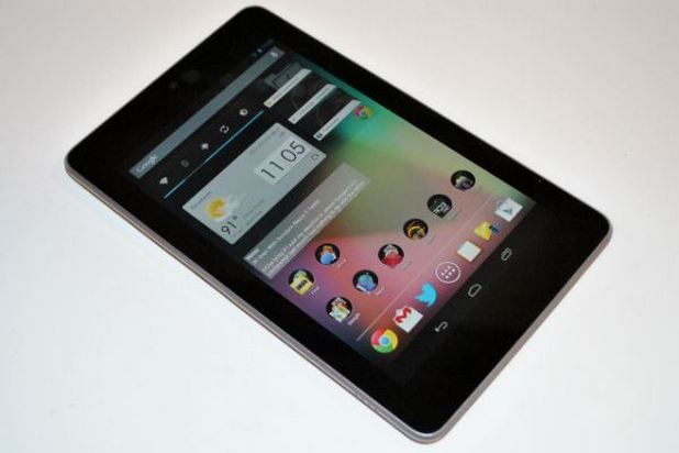 Nexus 7 донесе славата на 7-инчовия клас таблети, признаха експертите